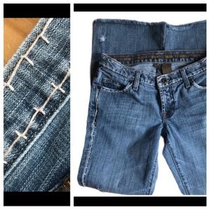 Switch USA 27 100% Cotton raw edge distressed boot cut medium wash jeans Size 27
